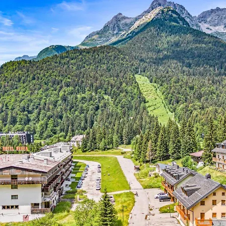 Nevea Lux With Sauna E Kanin View Appartement